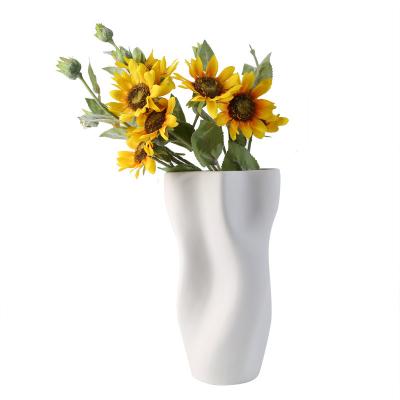 China Good quality modern wholesale simple ceramic nordic decoration vase irregular shape popular ceramic vase for sale