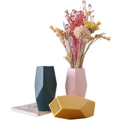 China New Design Modern Creative Wholesale Frosted Glazed Porcelain Vase Irregular Shaped Ceramic Vase For Home for sale