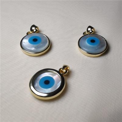 China Organic Material 18k Gold Plated Pearly Shell Evil Eye Charm Pendant For Jewelry Making for sale