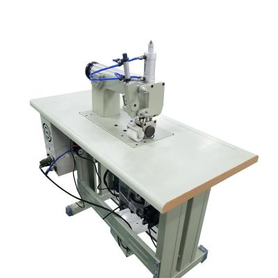 China Garment Shops Digital Tracking Ultrasonic Lace Embossing Sewing Machine for sale