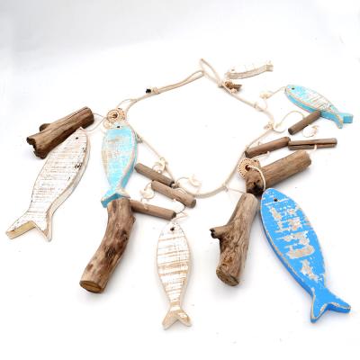 China Eco - Friendly Fish And Driftwood Stringed Together New Nature Wooden Decorative Wall Hanging for sale