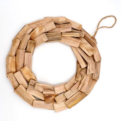 China Handmade Hanging Eco-friendly Customized Natural Wood Wall Hanging Country Decor Decor for sale