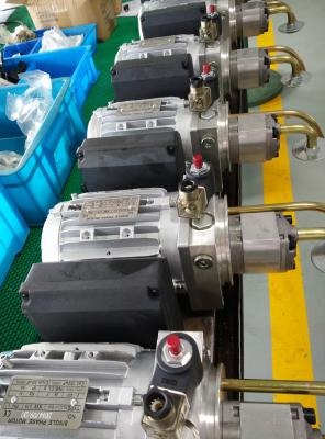 China AC220V 0.75KW 1440rpm 50hz Motor 2.5cc/R Hydraulic Gear Pump With 6L Steel Tank for sale