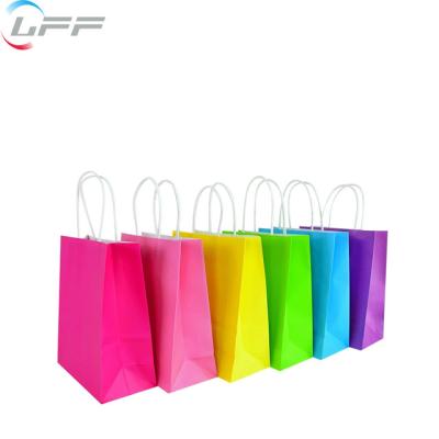 China Recyclable Custom Paper Logo Printed Small Gift Packaging Bag for sale