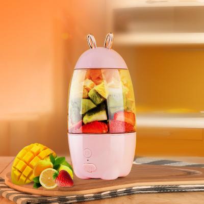 China Small Fruit Extractor 330ml Small Fruit USB Home Appliance Household Electric Blender Mixer Handheld Juicer Handheld Blender for sale