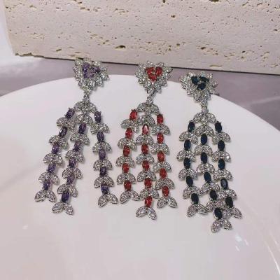 China FASHIONABLE Wholesale Cute Long Dangle Earrings For Fashion Jewelry Geometric Handmade Polymer Clay Earrings for sale