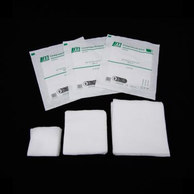 中国 Medical Breathable 8ply Cotton Hospital Gauze 100% Surgical Swab 販売のため