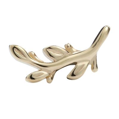 China CLASSIC Solid Yellow Body Lip Top Ends Threadless Leaf 14K Solid Gold Labret Piercing Jewelry Wholsales for sale