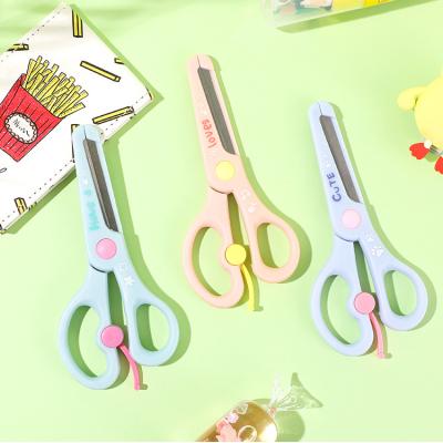 China Hot Design OULE Amazon Products Factory Direct Sales Ergonomic Scissors for School Paper Office Supplies in Foshan for sale