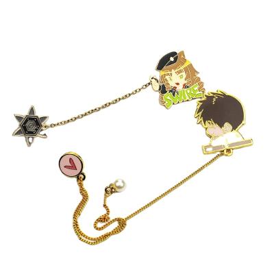 China Custom made funny brooch bag clothes cartoon fandiya enamel brooch anime metal metal donut soft zinc alloy brooch for sale