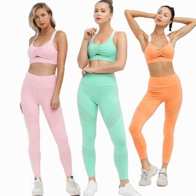 China High End Breathable Yoga Suit Nylon Spandex Ladies Sports Bra Set In Stock for sale