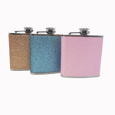 China Modern Wholesale Glitter Wrap 6oz Liquor Hip Flask For Wedding Present Groomsman Gift for sale