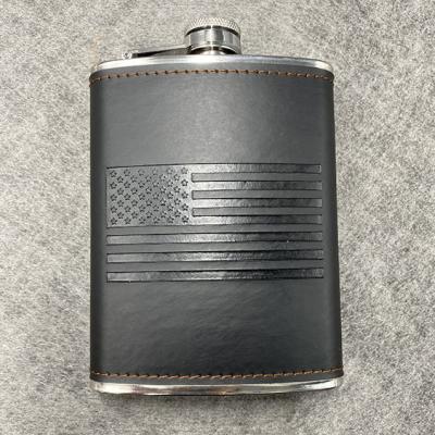 China Modern OEM 8oz Leather Emboss To Emboss Black Laundry Hip Pouch Flask for sale