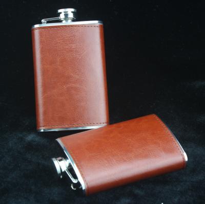 China Hip Traditional Custom Liner Flask For Groomsmen Personalize Liquor Flask Leather for sale