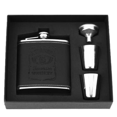 China OEM Stainless Steel Drinking Hip Flask With Gift Box Packing Hip Flask Set Stainless Steel Flask for sale