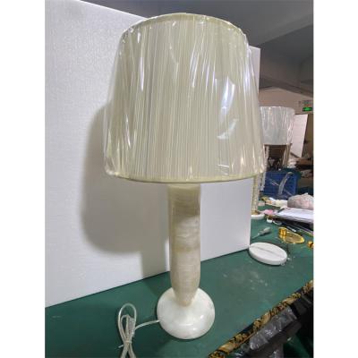 China Lighting Functions Creative Art Deco Table Lamp White Marble Table Lamp With Lamp Brass Body Modern Living Room Lighting for sale