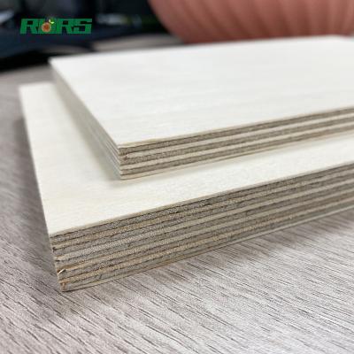 China Modern Cheap Price Laser Cut BB/CC 18mm White Birch Plywood For Overseas Market for sale