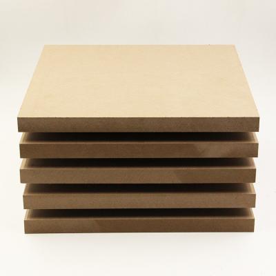 China Melamine Chip MDF Moisture Proof Plywood Manufacture And Low Price MDF In China for sale