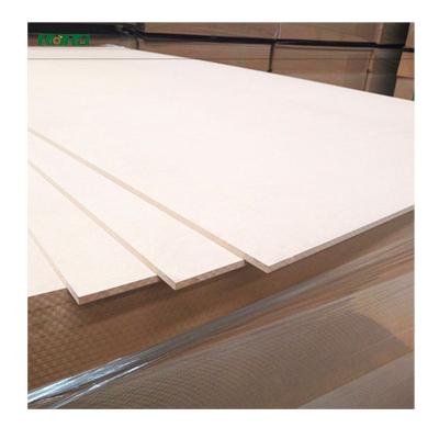 China Moisture Proof Custom MDF Raw Sheet 550 720 880 Media Density Board for sale