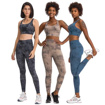 China Wholesale Breathable Tie Dye Leggings Two Piece Match Sports Bra Yoga Sets Size Quality Women Workout Gym Wear for sale