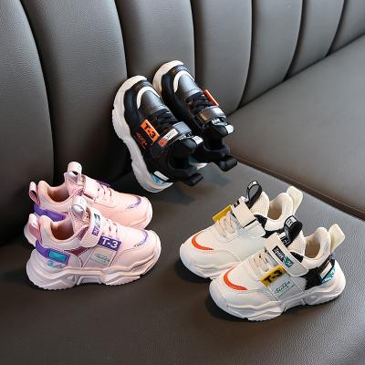 China Flat Hot Selling High Quality Sports Fashion Boys Shoes Children's Sneakers Children's Shoes for sale