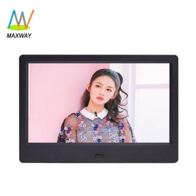 China Cheapest Price Basic Function Clock 7-Inch Portable Digital Photo Frame With Remote Control for sale