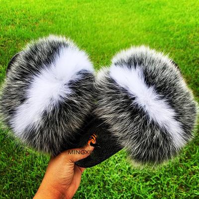 China Wholesale fashion trend fox raccoon mink hairy fluffy fur slippers nude sandalsstylish vendors beach slippers and fur slippers for sale