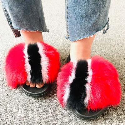 China Fashion Trend Fashion Fluffy Soft Women Slippers Luxury Fox Fur Slippers With Custom Color Logo for sale