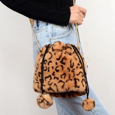 China Durable Soft Faux Fur Handbag Bucket Bag With Animal Print Shoulder Bag for sale