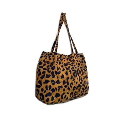 China PORTABLE Animal Print Tote Bag Leopard Shoulder Bag Large Soft Tote Purse Handbag Travel Satchel For Women Leopard Print Reusable for sale