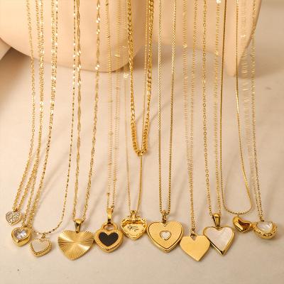 China Punk Women Love Stainless Steel Necklace Women Clavicle Chain Jewelry Light Luxury Heart Simple Necklaces for sale