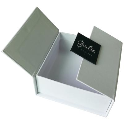 China Handmade Custom Luxury Magnetic Gift Packaging Paper Box for sale