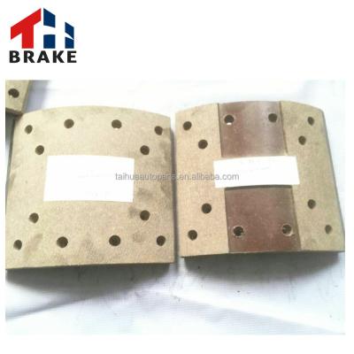 China Hino truck brake lining semi-metallic accessories for brake pad sells well on Alibaba for sale