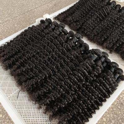 China Deep Wave 100% Unprocessed Brazilian Hair Bundles Deep Wave Human Hair Extensions Natural Color Virgin Brazilian Hair Supplier for sale