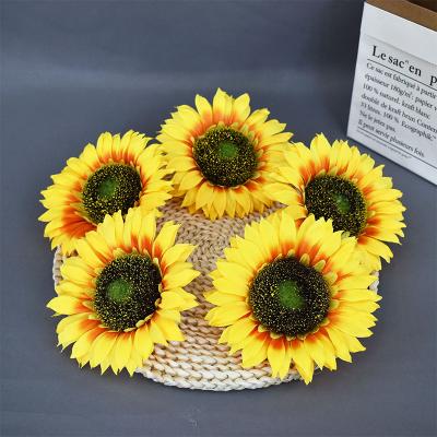 China Minimalist Multiple Color 14cm In Diameter Single Sunflower Head Flower Head for sale