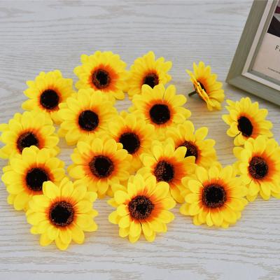 China Wholesale minimalist simple main artificial sunflower small head sunflower for vase decoration for sale