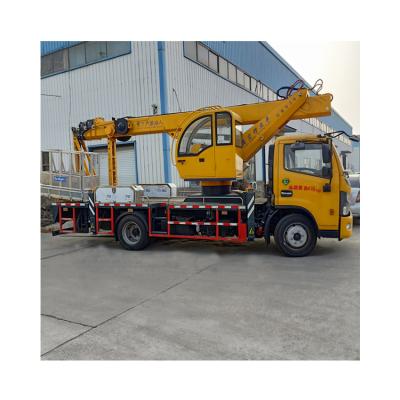 China Manufacturers of Direct Selling Bucket Trucks Mounted Insulated Platform Aerial Work Truck 4 - 6L for sale