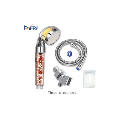 中国 Rainfall Shower Heads Vitamin C Filter With Hose And Holder Shower Head Beauty Care Filter Set Shower Head 販売のため