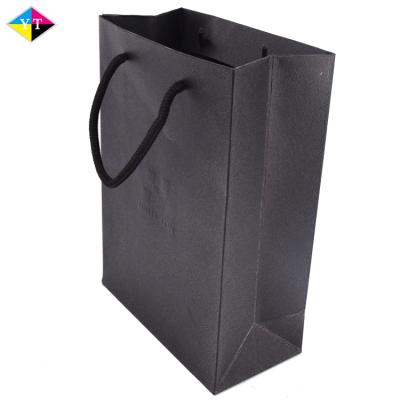 China Luxury Color Recyclable Custom Printed Retail Paper Shopping Bag for sale