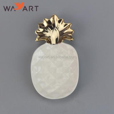 China Contemporary Wholesale Gold Plating Pineapple Ceramic White Dinner Dishes for sale