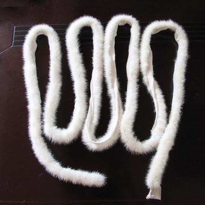 China Auto Upholstery Wholesale White Mink Fur Trimming For Garment for sale