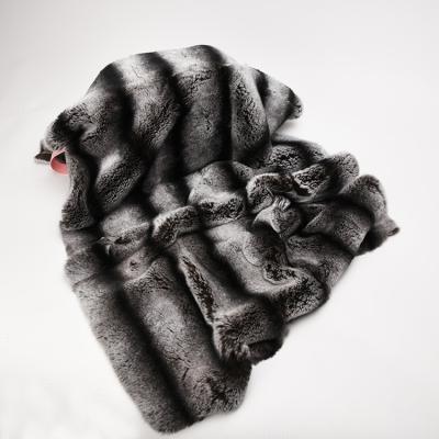 China Fluffy Heavy Density Genuine Chinese Rex Rabbit Fur Flat Dyed Chinchilla Color Fur Throw Blanket for sale