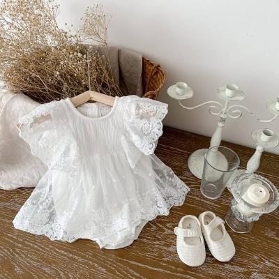 China Korean White Baby Romper Cotton Muslin Baby Christening Clothes Birthday Dresses With Princess Lace Baby Dresses for sale