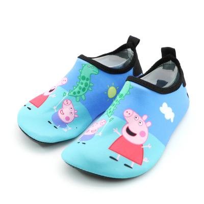 China Beach Shoes New Unisex Diving Swimming Buckets Summer Water Shoes Beach Aqua Shoes Men's Quick Dry Beach Slippers Upward Sandals for sale