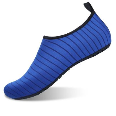 China Quick Dry Barefoot Aqua Yoga Socks Slip On Water Sports Shoes Beach Shoes For Women Men for sale