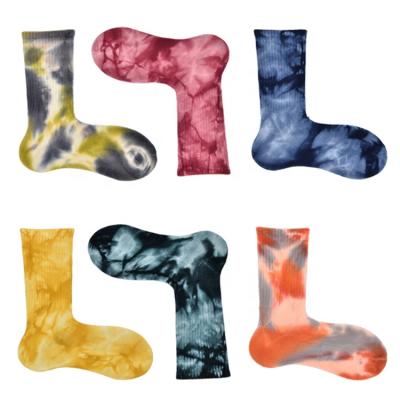 China Breathable Sports Running Basketball Unisex Regular Street Link Dye Solid Crew Sports Recycling Socks for sale