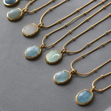 China Trendy Wholesale Dreamy Natural Stone Gold Beaded Gem Pendant Gemstone Chain Necklace For Women And Girls for sale