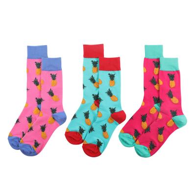 China Breathable Pineapple Socks Custom Socks Custom Logo Wholesale Unisex Socks for sale