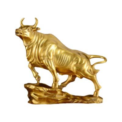 China Health Care Institutes Best Wholesale Sublimation Brass Wall Street Bull Trophy Custom Animal Award Metal New Year Gifts Keepsake Gift Office Swing Table Bull for sale