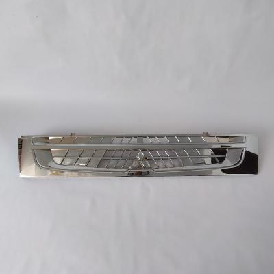 China ABS Truck Spare Parts Body Parts Chrome Front Grill For MITSUBISHI FUSO FM1524 / FM65F for sale